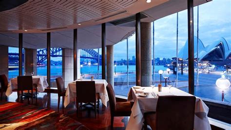 best restaurants in the aria|aria promenade restaurants.